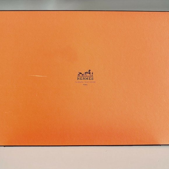 Authentic Hermes Paris Empty Orange Gift Box 13.25" x 9.25" x 3.25" - Picture 1 of 4